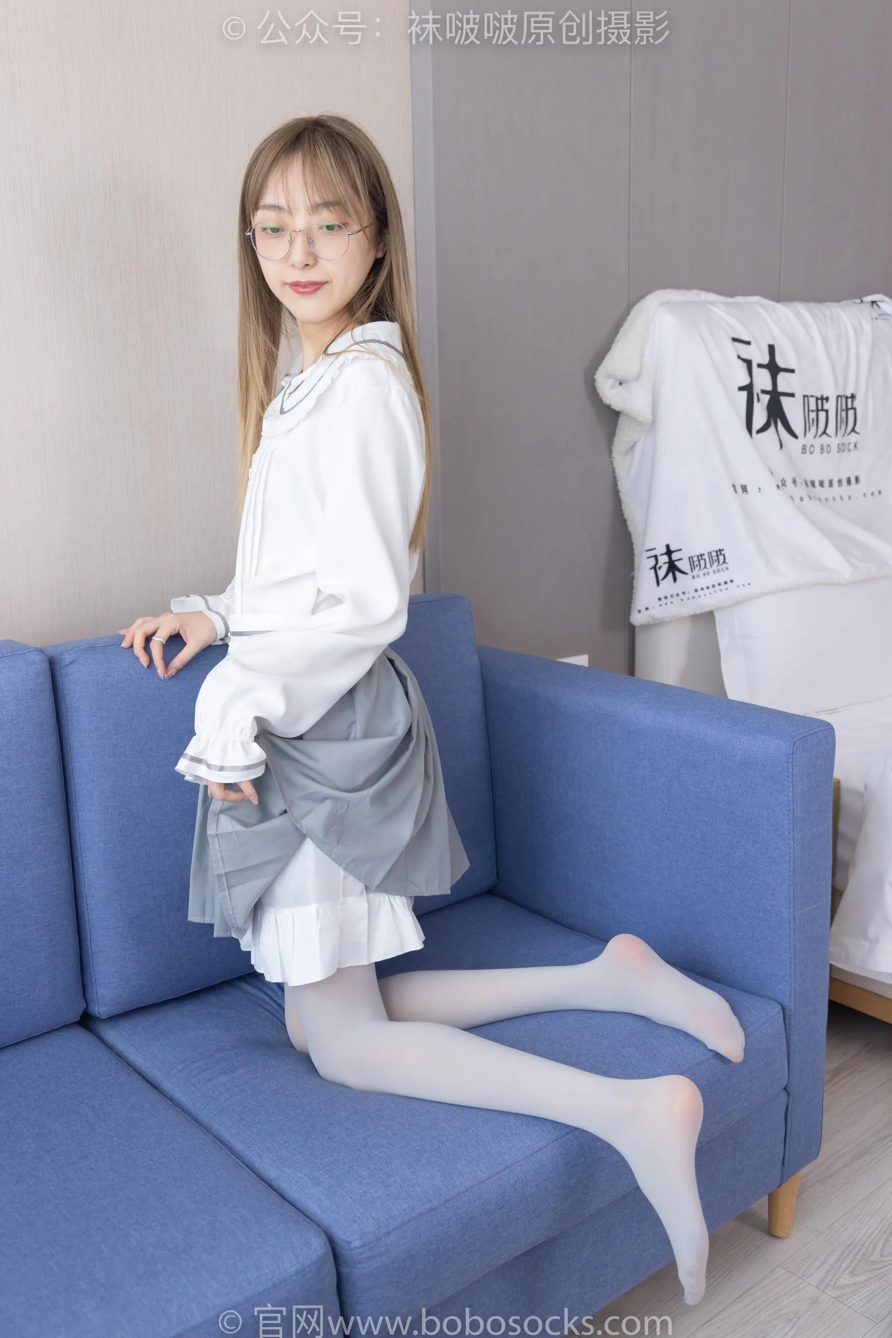[BoBoSocks袜啵啵]NO.213 稚予-黑皮鞋、厚灰丝[23] [53P]插图3